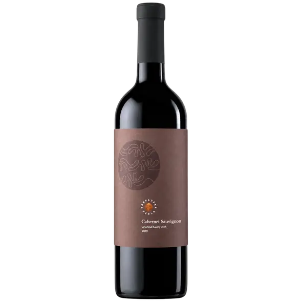 KARPATSKA_PERLA_Cabernet_Sauvignon_2019__D_S_C__barikove_suche_075_l