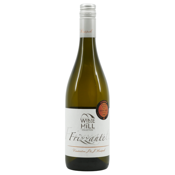 Jaroslav_Knapek_-_Frizzante_suche_Muskat_Moravsky_r__2024_perlive_vino_suche_075_l