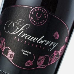 Miluron-Frizzante-jahoda-3-600x600