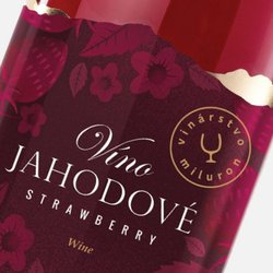 Miluron-Jahodove-vino-2